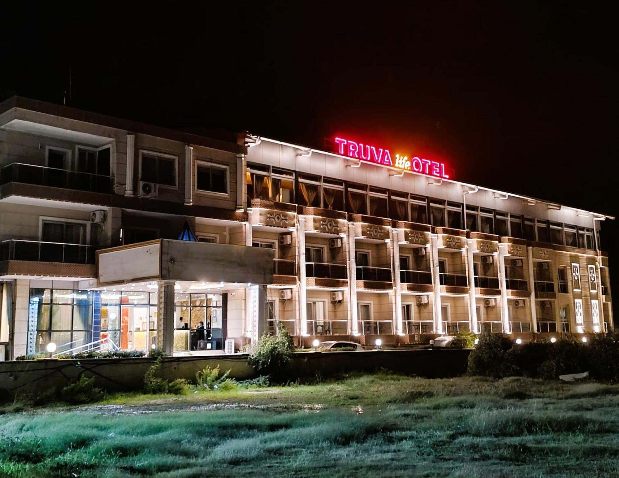 Truva Life Hotel Samandag Экстерьер фото